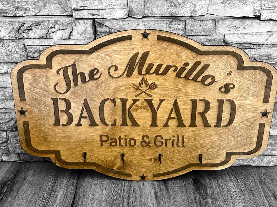 3D Personalized Layered Backyard Patio & Grill Sign – Custom Outdoor BBQ Wall Decor with Utensil Hooks