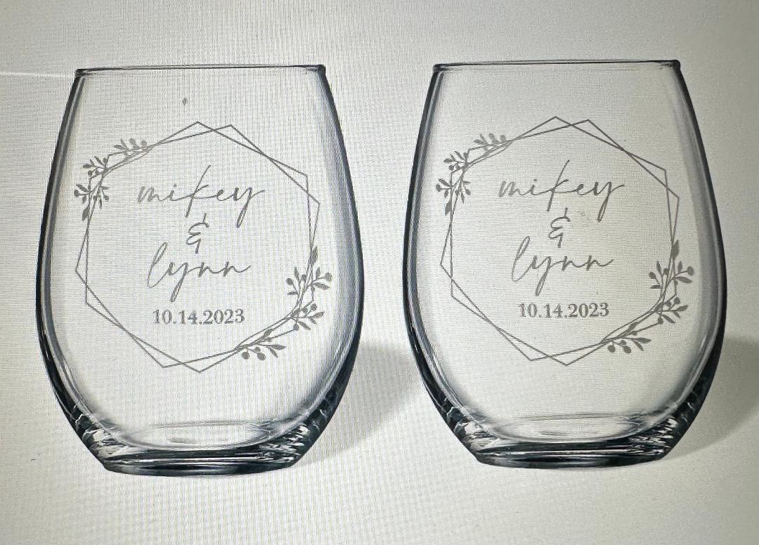 Personalized 12 oz. Engraved Stemless Wine Glasses